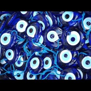 Meet your Posher, Julide